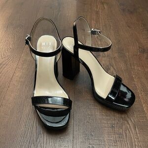 Mix No. 6 Glossy Black Heels 7.5